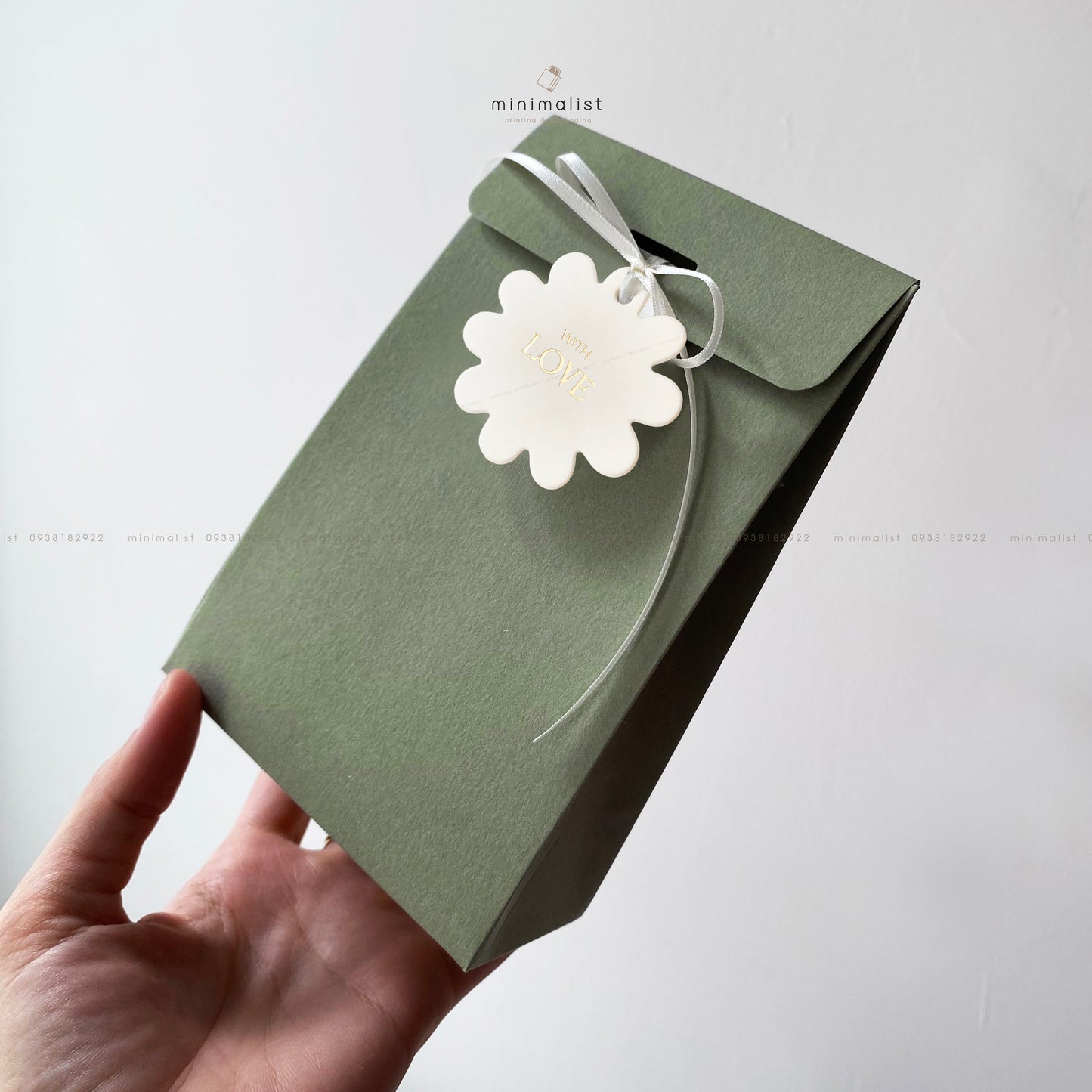 Set of 50 Foldable Bottom Paper Bags (10x16x5cm) β Multicolor with Hanging Tags