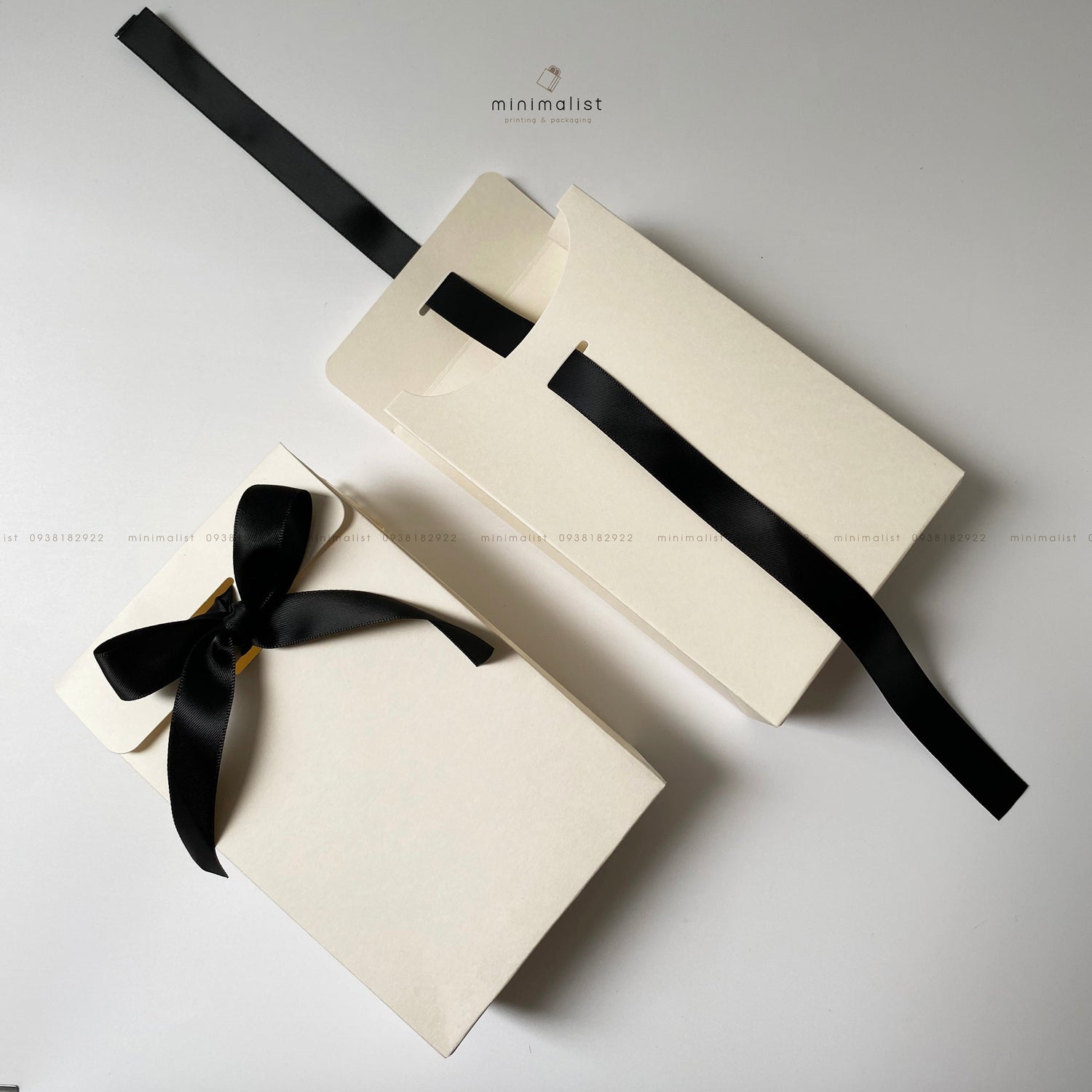 Small paper bags, open bottom, self-closing