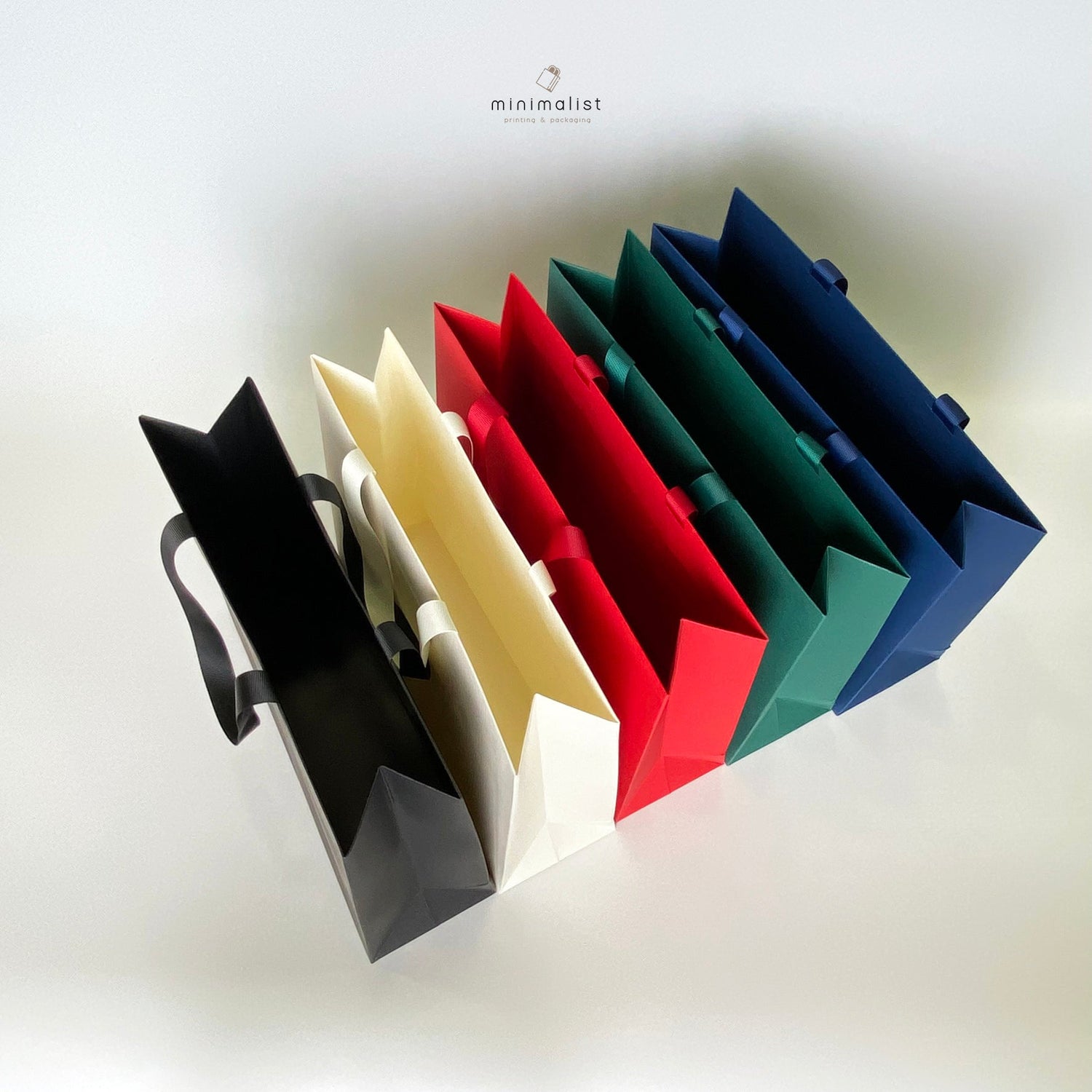 Set of 50 plain paper bags