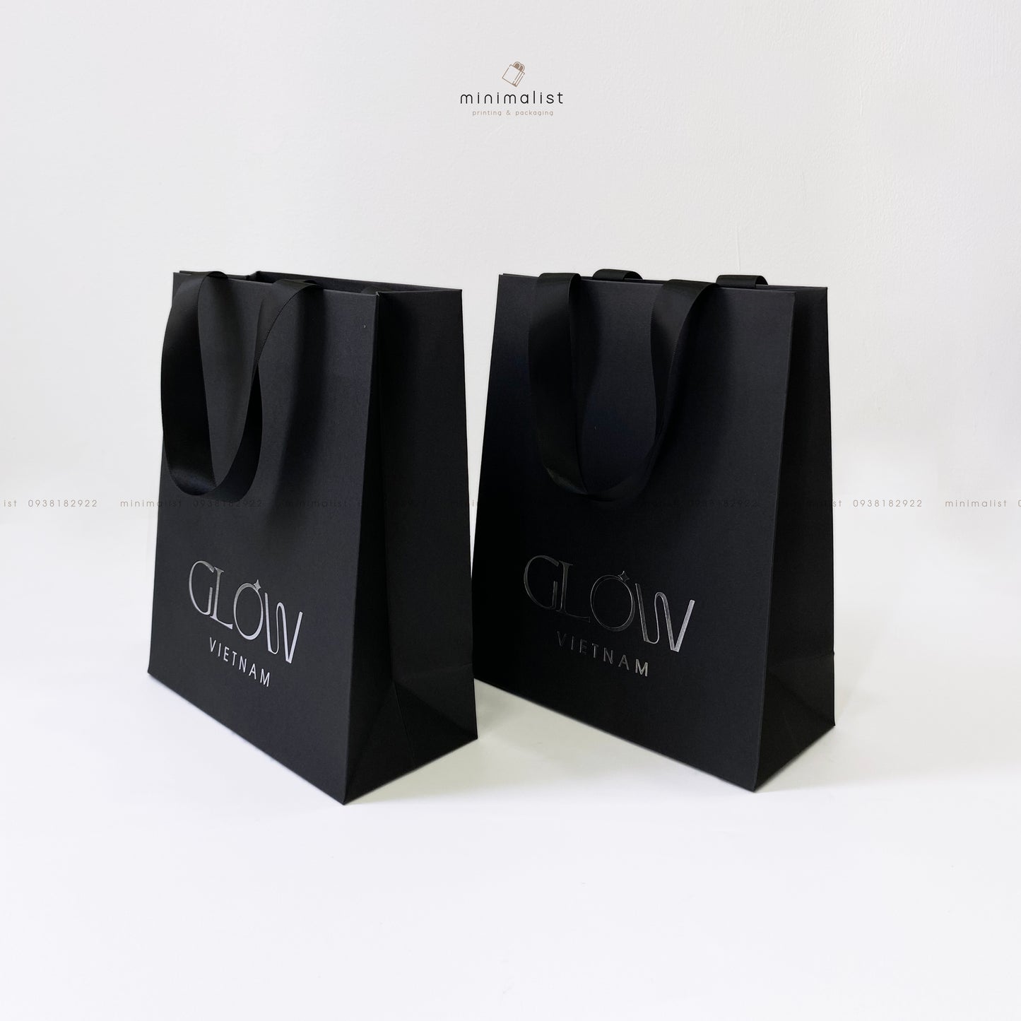 Set of 100 Premium Multicolor Paper Bags (18x22x8cm) – Custom Logo