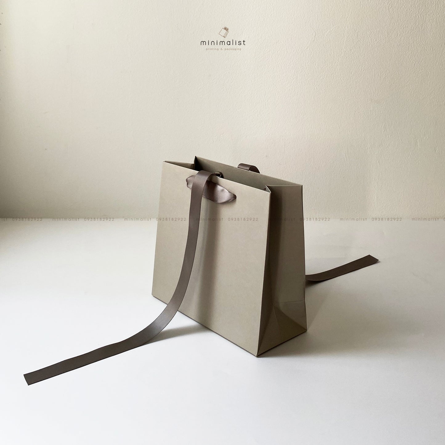 Set of 50 Multicolor Kraft Paper Bags (18x16x7.5cm) – Ribbon Handle with Punched Holes