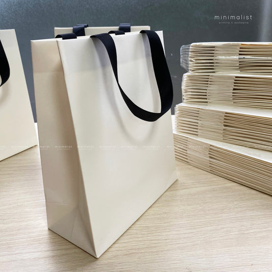 Set of 50 High-Quality White Kraft Paper Bags 18x22x8cm, Handmade Ribbon Handles